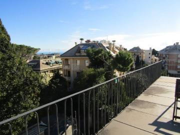 Appartamento in vendita a Genova GE