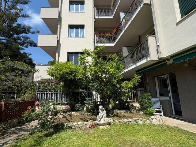 Appartamento in vendita a Genova GE