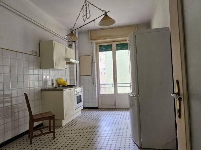 Appartamento in vendita a Genova GE