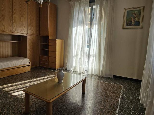 Appartamento in vendita a Genova GE