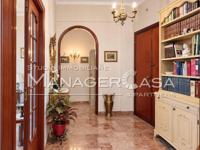 Appartamento in vendita a Genova GE