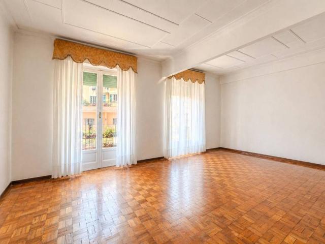 Appartamento in vendita a Genova GE
