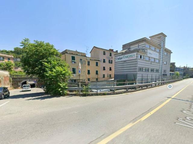 Appartamento in vendita a Genova GE