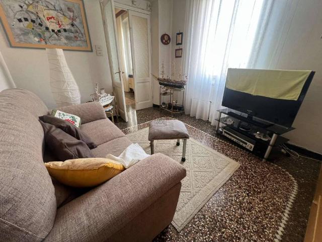 Appartamento in vendita a Genova GE