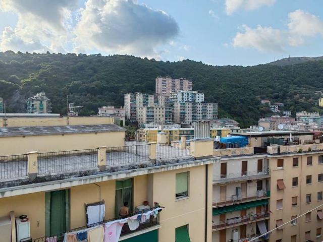 Appartamento in vendita a Genova GE