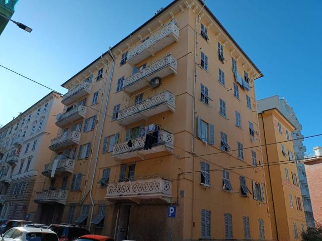 Appartamento in vendita a Genova GE
