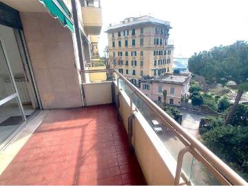 Appartamento in vendita a Genova GE