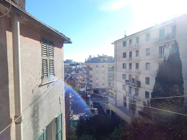 Appartamento in vendita a Genova GE