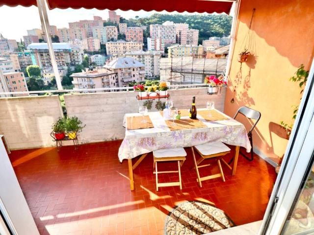 Appartamento in vendita a Genova GE