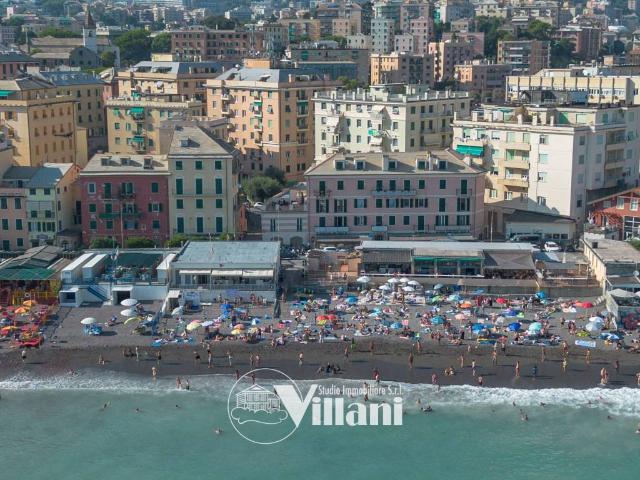 Appartamento in vendita a Genova GE