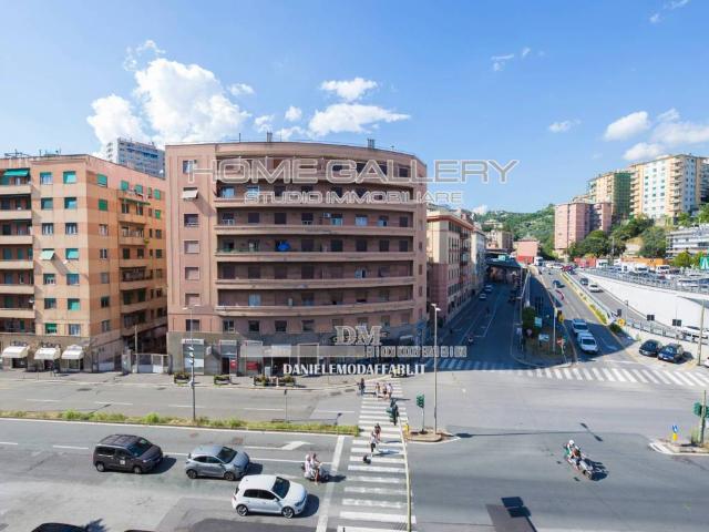 Appartamento in vendita a Genova GE