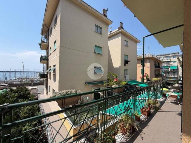 Appartamento in vendita a Genova GE