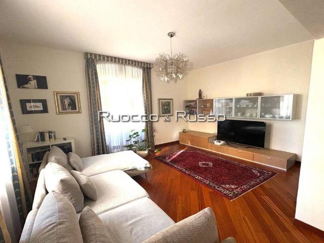 Appartamento in vendita a Genova GE