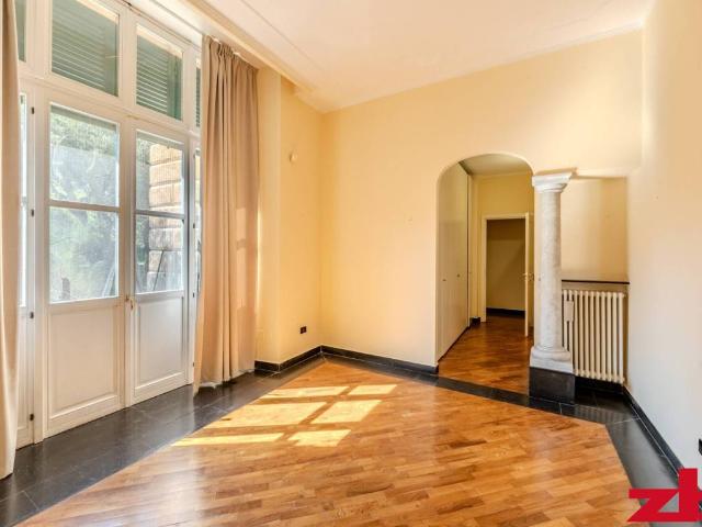 Appartamento in vendita a Genova GE