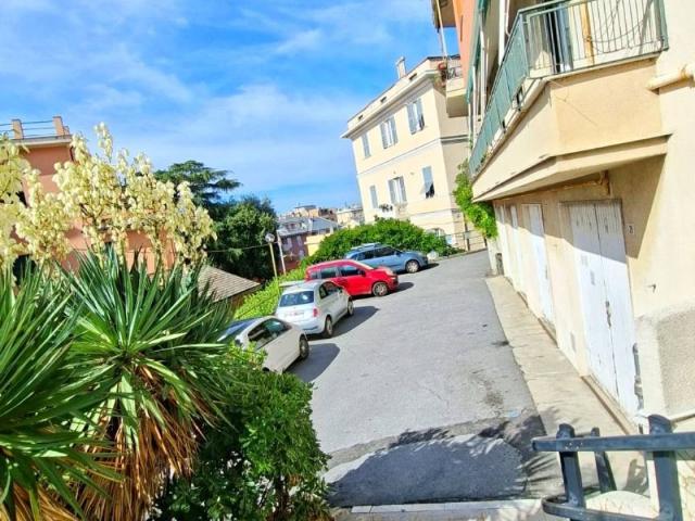 Appartamento in vendita a Genova GE