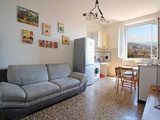 Appartamento in vendita a Genova GE