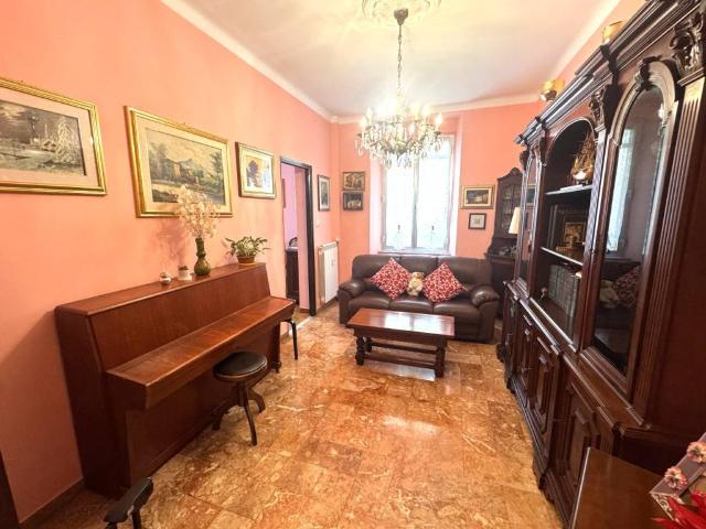 Appartamento in vendita a Genova GE