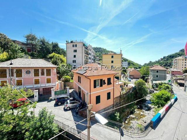 Appartamento in vendita a Genova GE