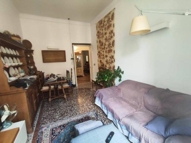 Appartamento in vendita a Genova GE