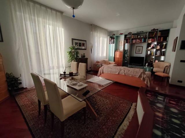 Appartamento in vendita a Genova GE