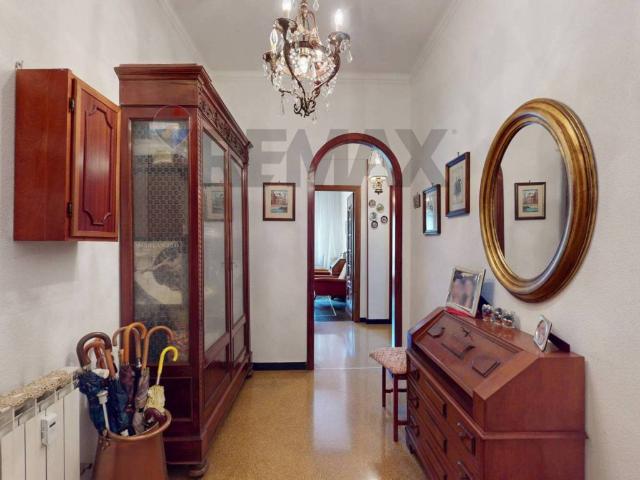 Appartamento in vendita a Genova GE