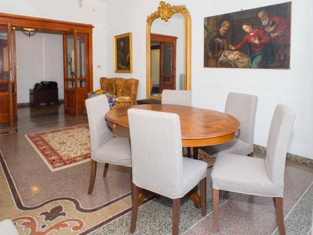 Appartamento in vendita a Genova GE