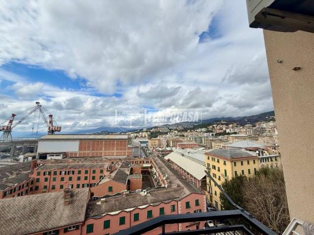 Appartamento in vendita a Genova GE