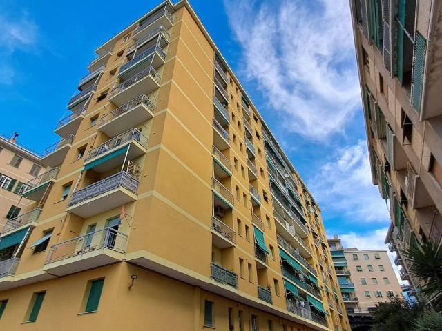Appartamento in vendita a Genova GE