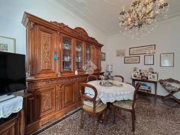 Appartamento in vendita a Genova GE