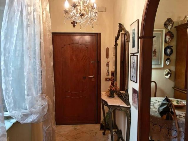 Appartamento in vendita a Genova GE