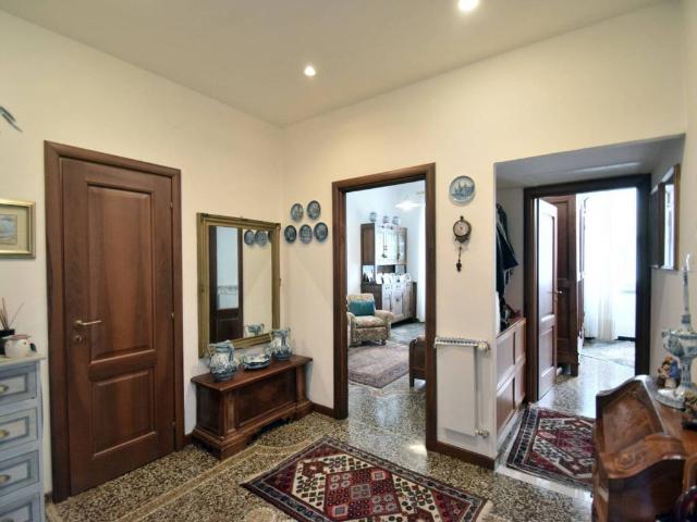 Appartamento in vendita a Genova GE