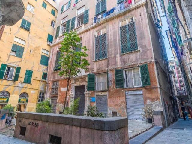 Appartamento in vendita a Genova GE