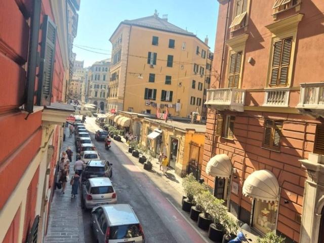 Appartamento in vendita a Genova GE