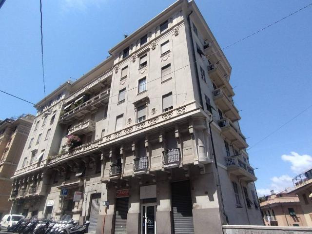Appartamento in vendita a Genova GE