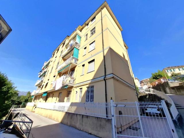 Appartamento in vendita a Genova GE