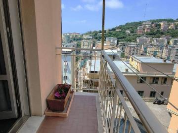 Appartamento in vendita a Genova GE