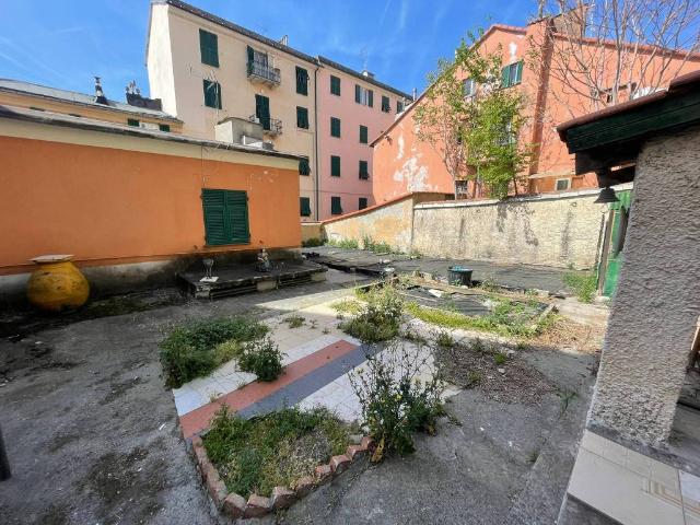 Appartamento in vendita a Genova GE