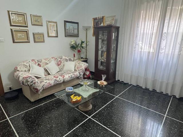 Appartamento in vendita a Genova GE