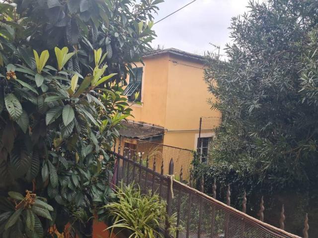 Appartamento in vendita a Genova GE