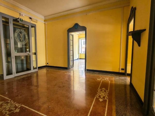 Appartamento in vendita a Genova GE