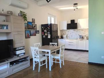 Appartamento in vendita a Genova GE