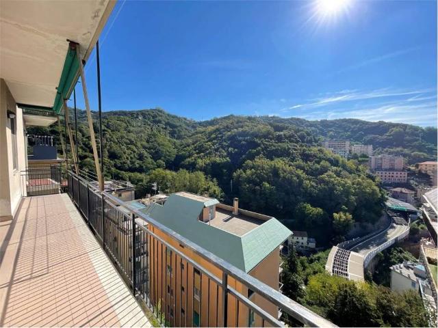 Appartamento in vendita a Genova GE