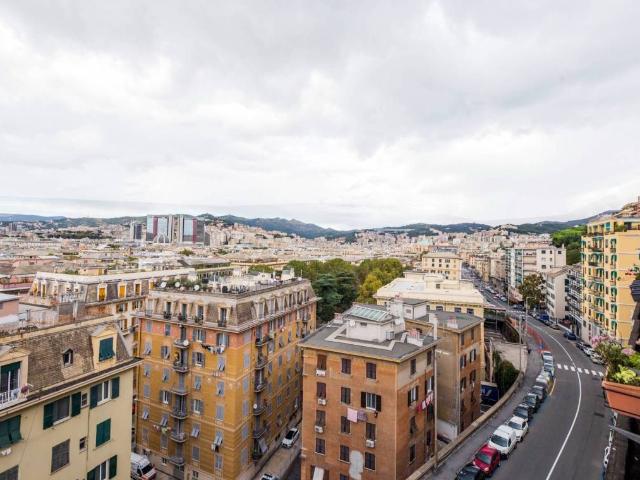 Appartamento in vendita a Genova GE