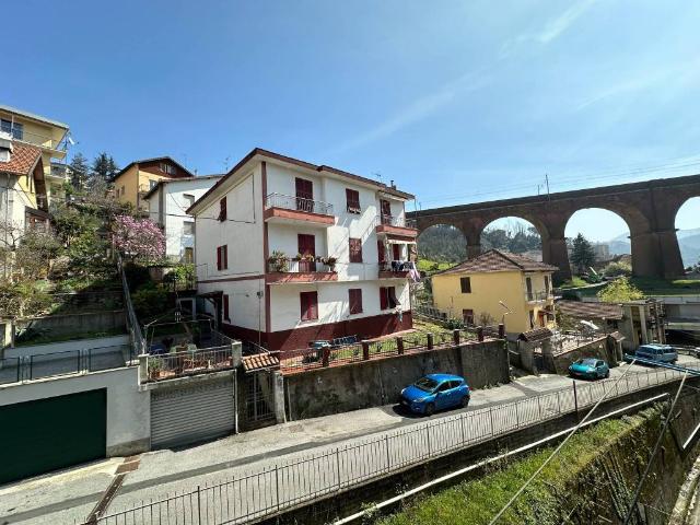 Appartamento in vendita a Genova GE
