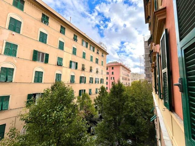 Appartamento in vendita a Genova GE