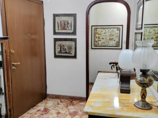 Appartamento in vendita a Genova GE