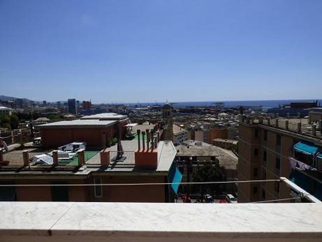 Appartamento in vendita a Genova GE
