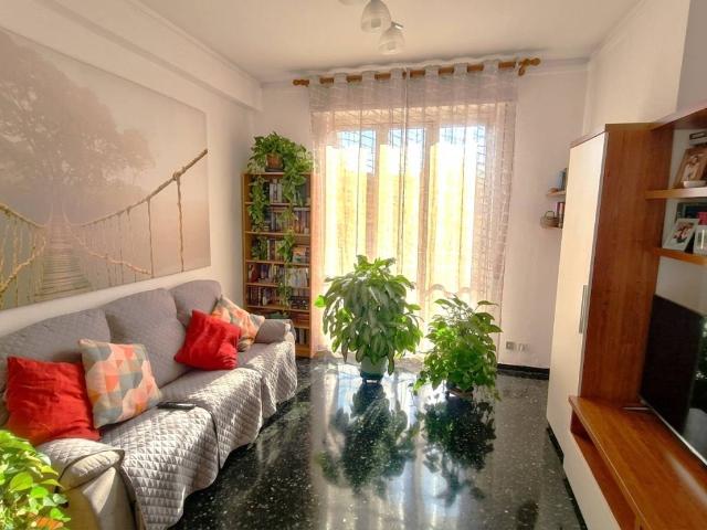 Appartamento in vendita a Genova GE