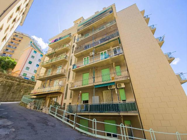 Appartamento in vendita a Genova GE
