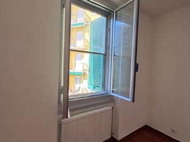 Appartamento in vendita a Genova GE